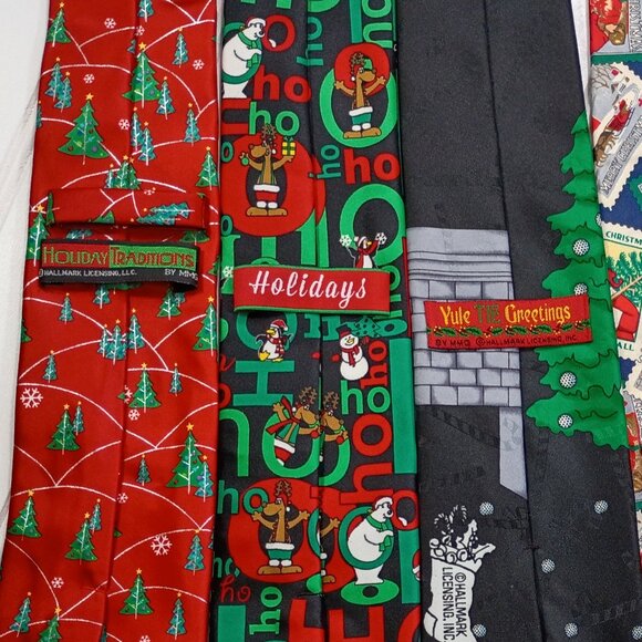 Vintage Christmas Neckties LOT OF 18 Hallmark Santa Claus Grinch Holiday Ties - Picture 6 of 16
